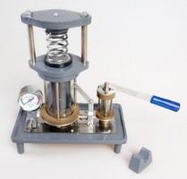Пресс гидравлический (модель) - fgospostavki.ru - Томск